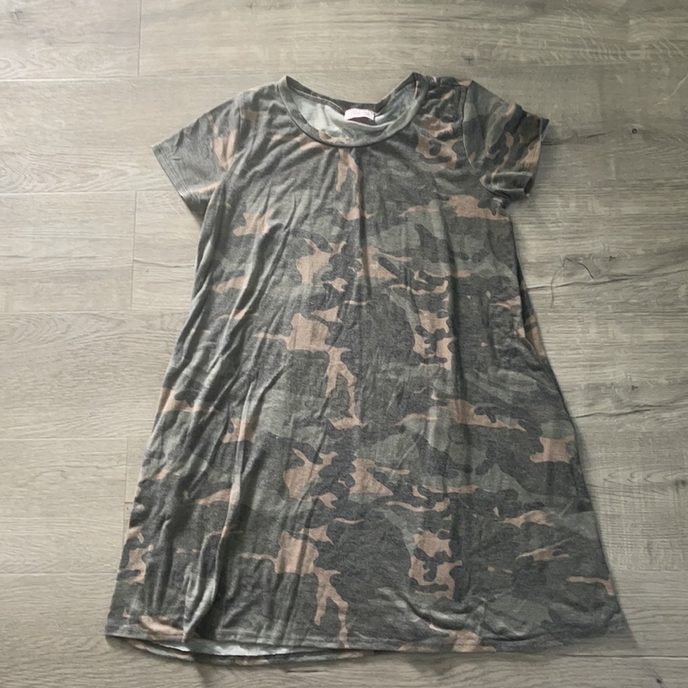š CARRY HOME IN MY HEART CAMO PRINT DRESS MEDIUM M - Picture 5 of 7